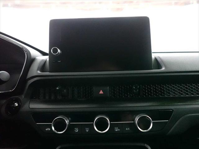 Photo of 2025 Urban Gray Pearl Honda CR-V Hybrid