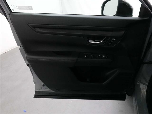 Photo of 2025 Urban Gray Pearl Honda CR-V Hybrid
