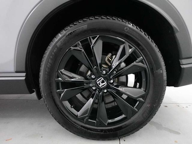 Photo of 2023 Urban Gray Pearl Honda CR-V Hybrid