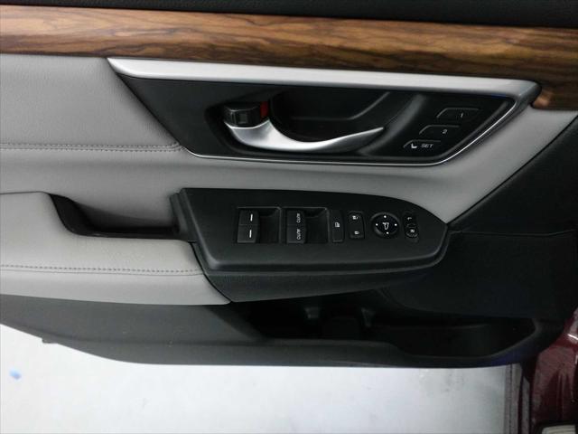 Photo of 2017 RED Honda CR-V
