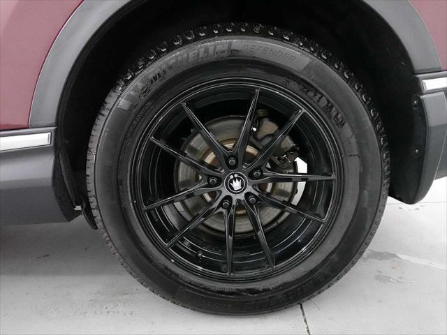 Photo of 2017 RED Honda CR-V