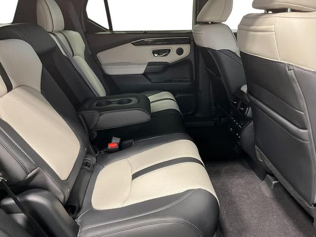 Photo of 2026 Sonic Gray Pearl Honda Passport