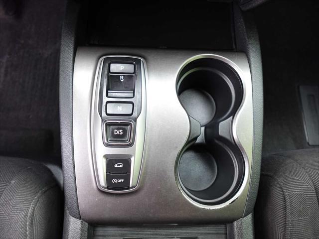 Photo of 2022 Sonic Gray Pearl Honda Pilot