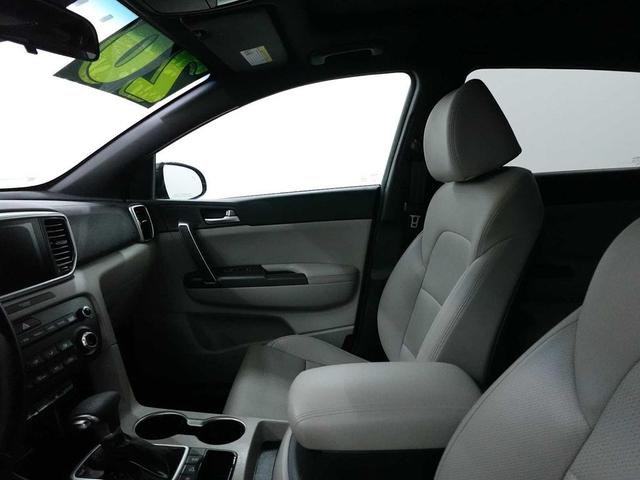 Photo of 2020 Pacific Blue Kia Sportage