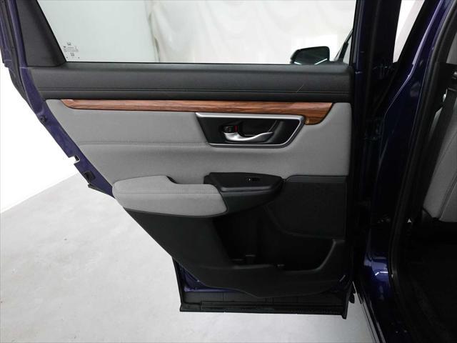 Photo of 2018 Obsidian Blue Pearl Honda CR-V