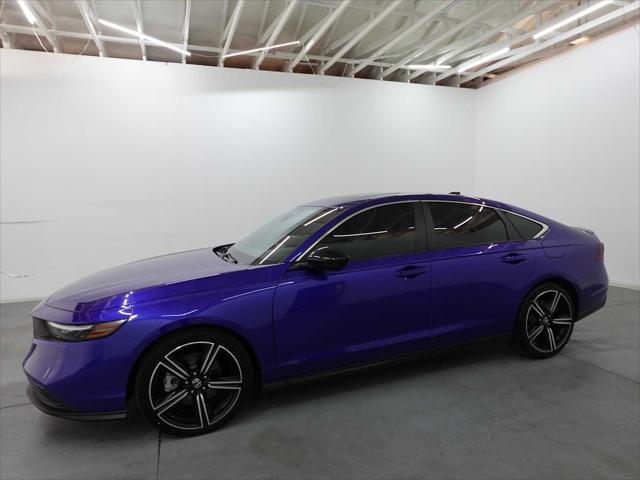 Photo of 2024 Still Night Pearl Honda Accord Hybrid