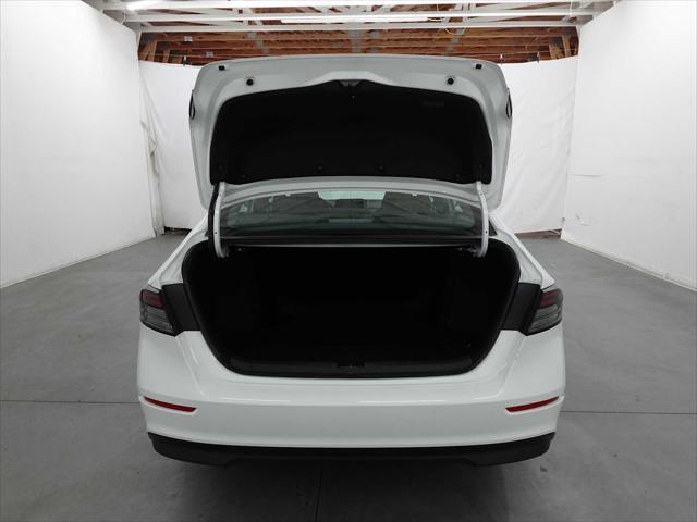Photo of 2024 Platinum White Pearl Honda Accord Hybrid