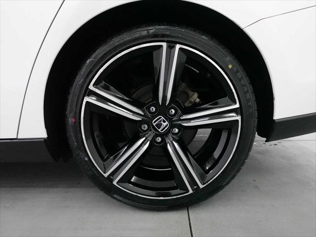Photo of 2024 Platinum White Pearl Honda Accord Hybrid