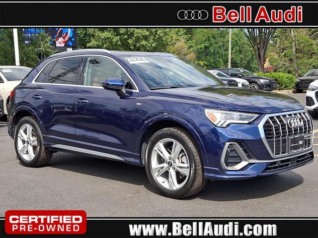 Photo of 2022 Navarra Blue Metallic Audi Q3