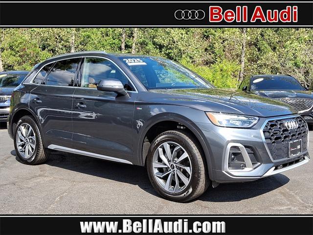 Photo of 2025 Daytona Gray Audi Q5