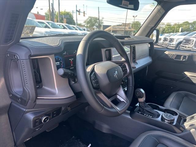 Photo of 2025 Azure Gray Metallic Tri-Coat Ford Bronco