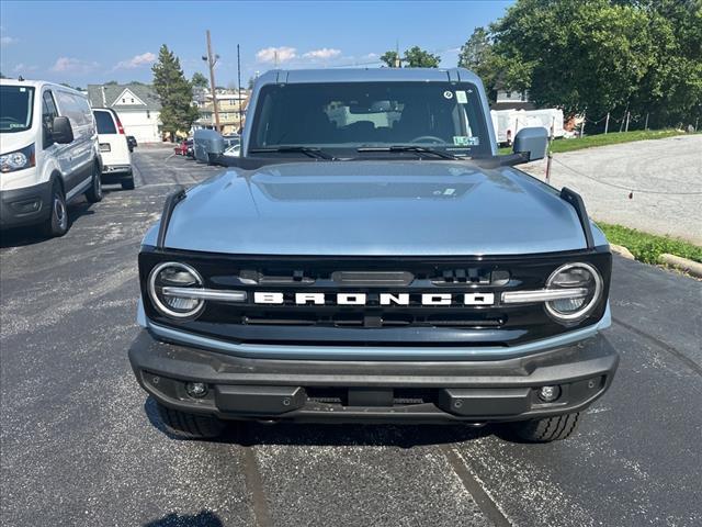 Photo of 2025 Azure Gray Metallic Tri-Coat Ford Bronco