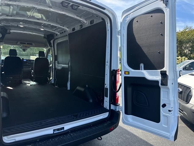 Photo of 2025 OXFORD WHITE Ford Transit-250