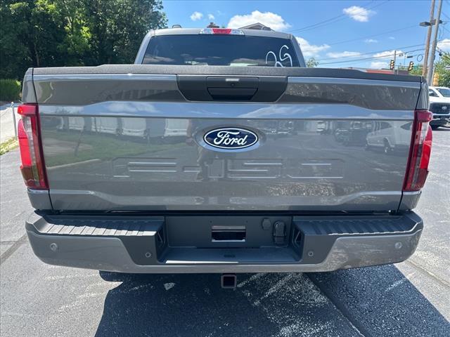 Photo of 2025 CARBONIZED GRAY METALLIC Ford F-150