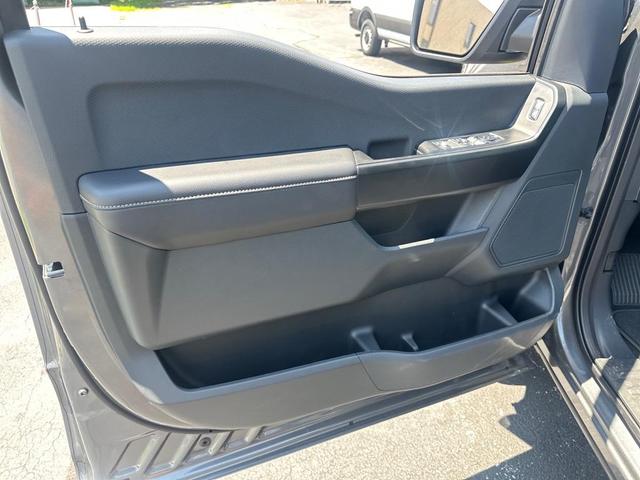 Photo of 2025 Carbonized Gray Metallic Ford F-150