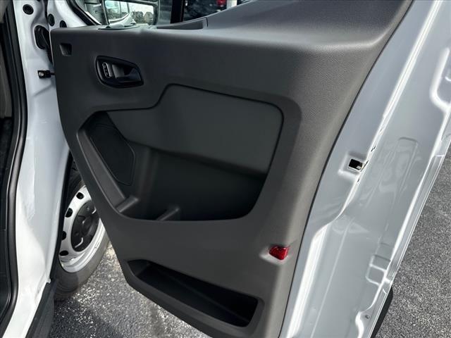 Photo of 2025 OXFORD WHITE Ford Transit-250