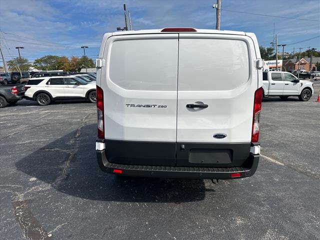 Photo of 2025 OXFORD WHITE Ford Transit-250