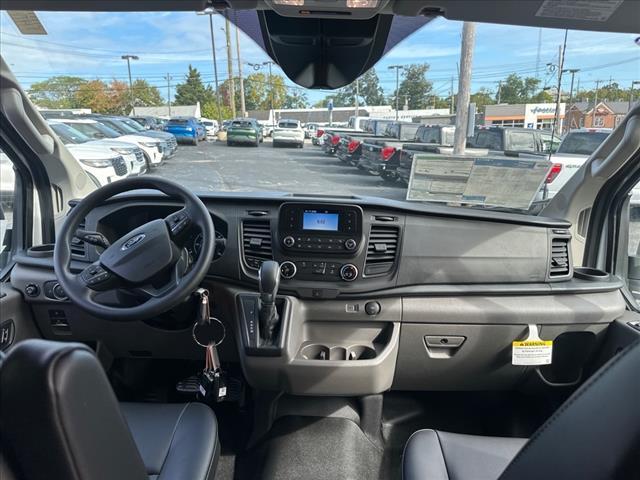 Photo of 2025 OXFORD WHITE Ford Transit-250