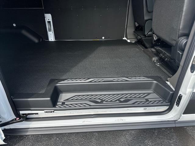 Photo of 2025 OXFORD WHITE Ford Transit-250