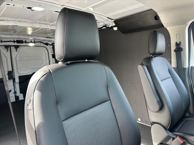 Photo of 2025 OXFORD WHITE Ford Transit-250
