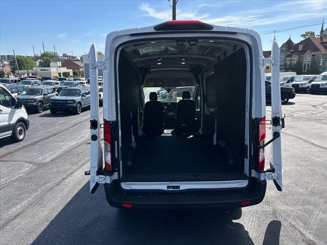 Photo of 2025 OXFORD WHITE Ford Transit-250