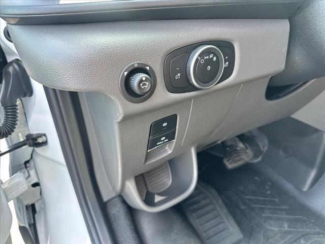 Photo of 2025 OXFORD WHITE Ford Transit-250
