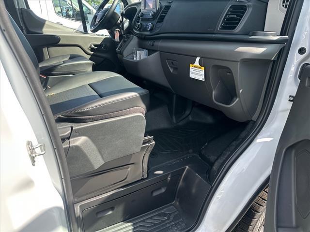 Photo of 2025 OXFORD WHITE Ford Transit-250