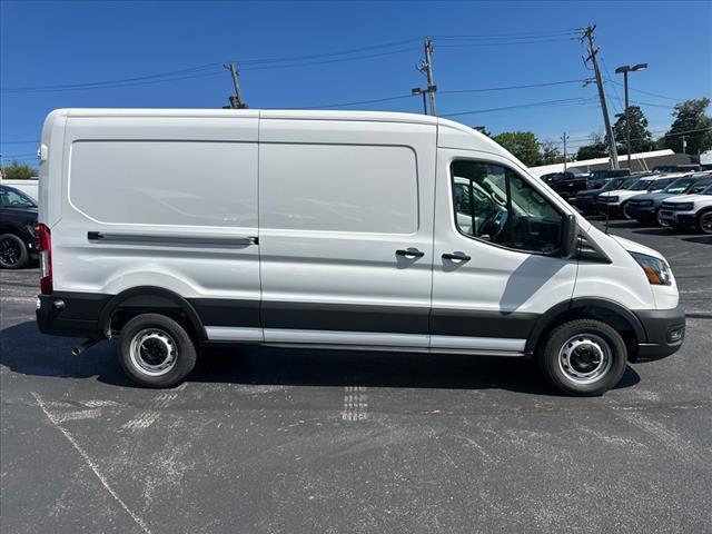 Photo of 2025 OXFORD WHITE Ford Transit-250