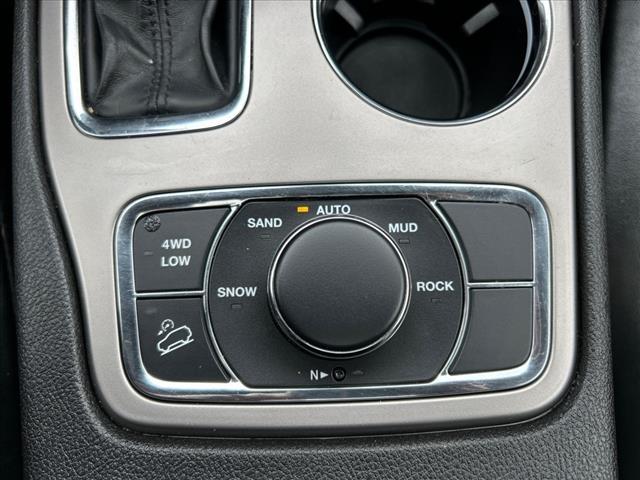 Photo of 2021 Slate Blue Pearlcoat Jeep Grand Cherokee