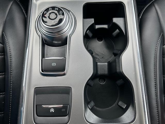 Photo of 2022 Carbonized Gray Metallic Ford Edge