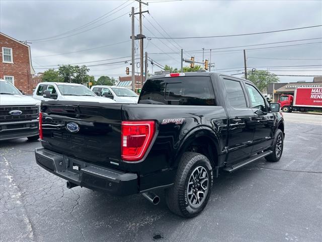 Photo of 2022 AGATE BLACK METALLIC Ford F-150
