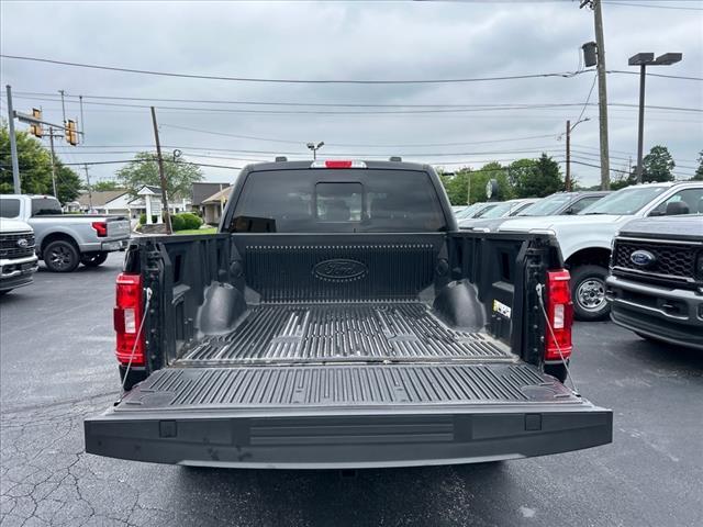 Photo of 2022 AGATE BLACK METALLIC Ford F-150