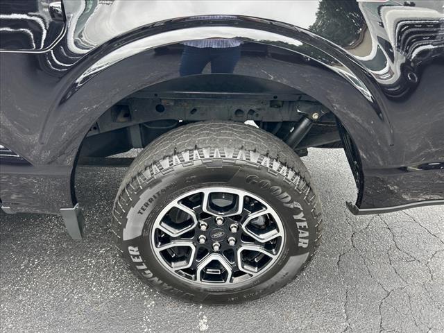 Photo of 2022 AGATE BLACK METALLIC Ford F-150