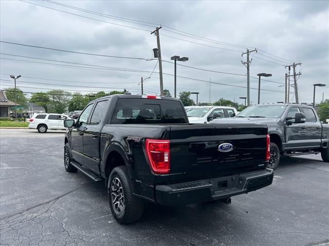 Photo of 2022 AGATE BLACK METALLIC Ford F-150