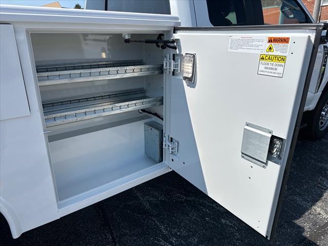Photo of 2025 Oxford White Ford F-350