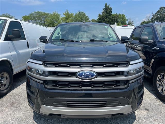 Photo of 2022 AGATE BLACK METALLIC Ford Expedition