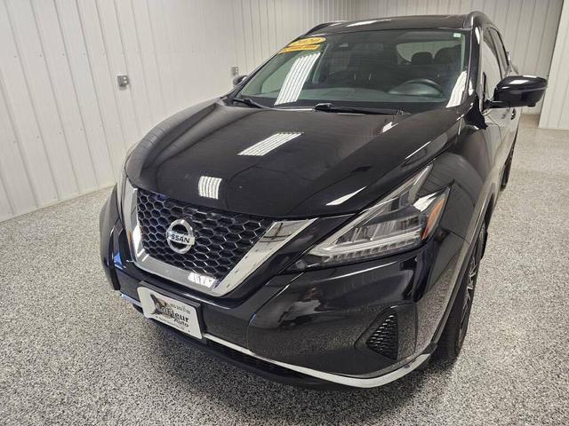 Photo of 2020 Super Black Metallic Nissan Murano