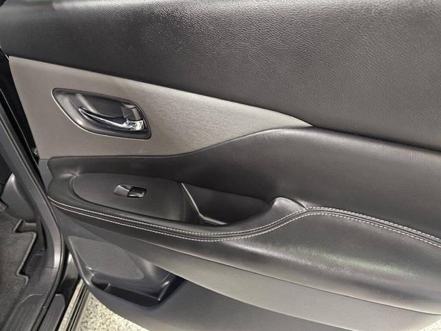Photo of 2020 Super Black Metallic Nissan Murano