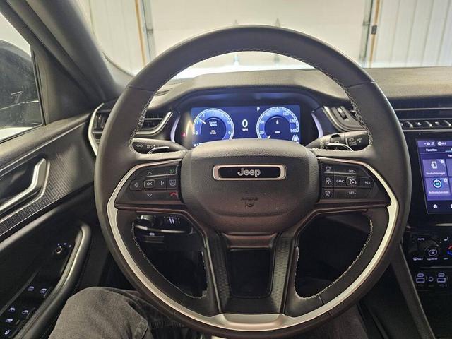 Photo of 2024 Baltic Gray Metallic Clearcoat Jeep Grand Cherokee L