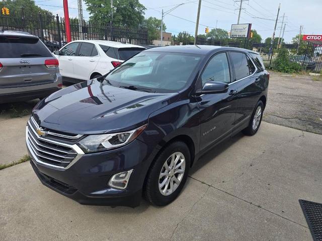 Photo of 2018 Storm Blue Chevrolet Equinox