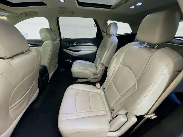 Photo of 2019 White Frost Tricoat Buick Enclave