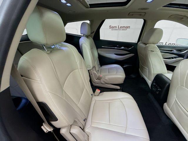 Photo of 2019 White Frost Tricoat Buick Enclave