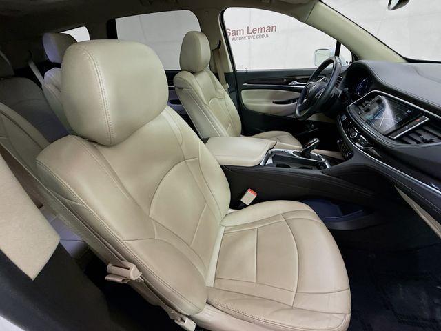 Photo of 2019 White Frost Tricoat Buick Enclave