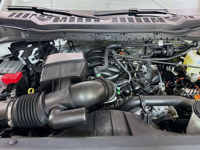 Photo of 2025 Star White Metallic Tri-Coat Ford F-350