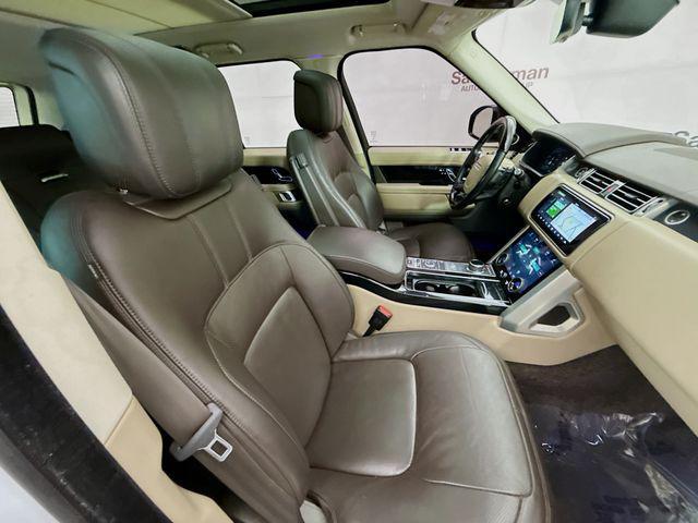 Photo of 2020 White Land Rover Range Rover