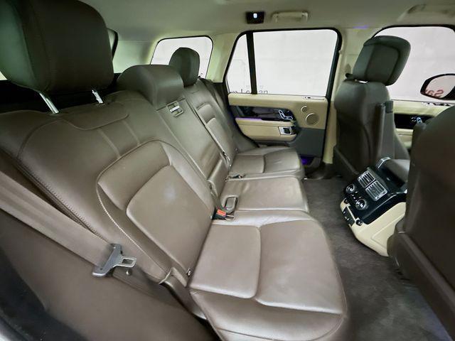 Photo of 2020 White Land Rover Range Rover