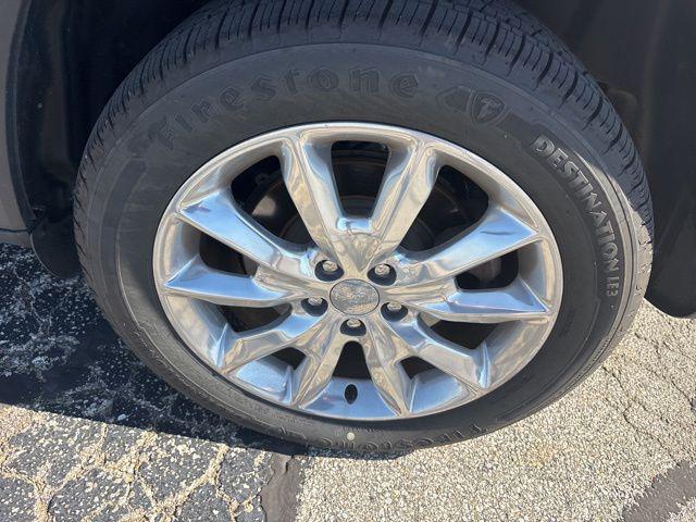 Photo of 2016 True Blue Pearlcoat Jeep Cherokee