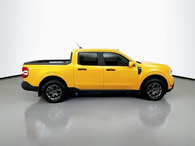 Photo of 2022 Orange Ford Maverick