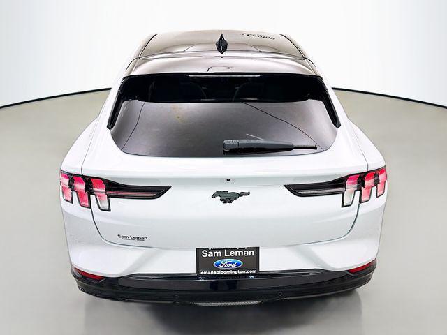 Photo of 2023 White Metallic Ford Mustang Mach-E