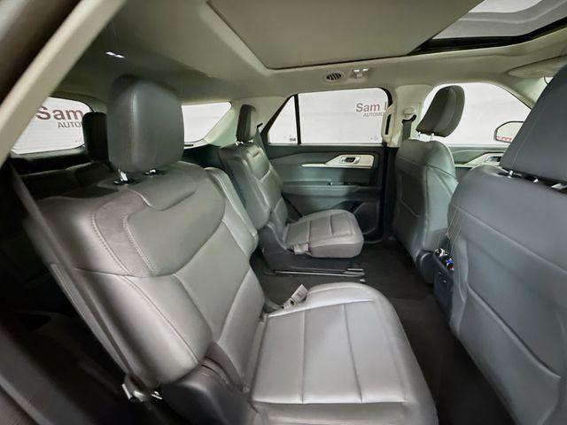 Photo of 2025 Vapor Blue Ford Explorer